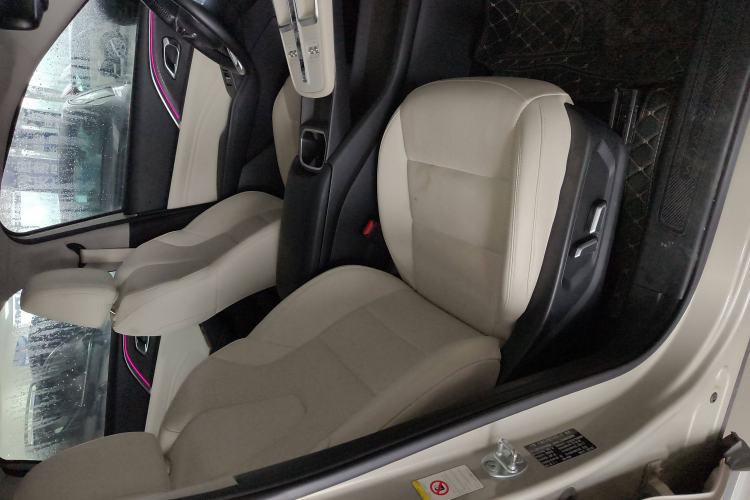 Used Haval Fierce Dragon Max 2023 1.5L Hi4 105 Four-Wheel Drive Smart Flagship Edition Right Front Seat