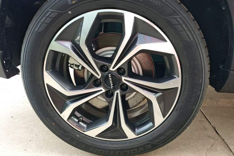 Used Haval Fierce Dragon Max 2025 Hi4 165 Plus Long-Range Version Right Rear Wheel Hub