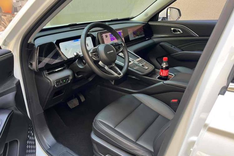 Used Haval Fierce Dragon Max 2023 1.5L Hi4 105 Four-Wheel Drive Navigation Edition Interior 2