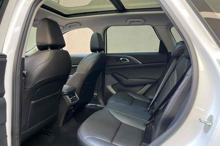 Used Haval Fierce Dragon Max 2023 1.5L Hi4 105 Four-Wheel Drive Navigation Edition Interior 3