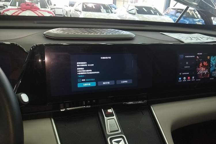 Used Haval Fierce Dragon Max 2023 1.5L Hi4 105 Four-Wheel Drive Navigation Edition Audio And AC Panel