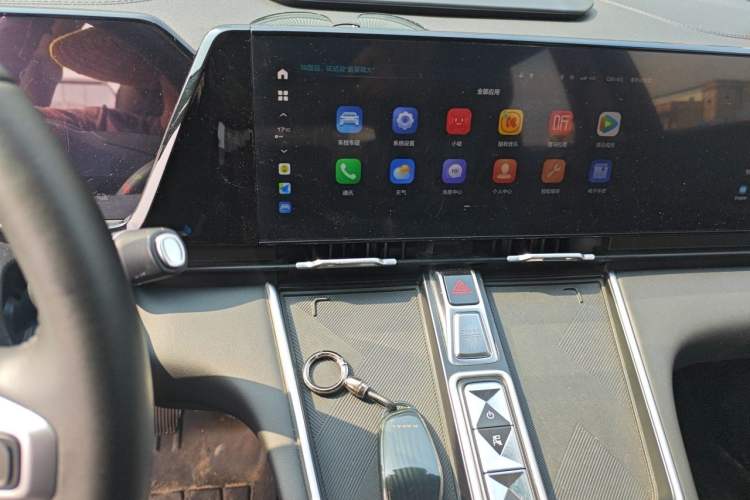 Used Haval Fierce Dragon Max 2023 1.5L Hi4 105 Four-Wheel Drive Navigation Edition Audio And AC Panel