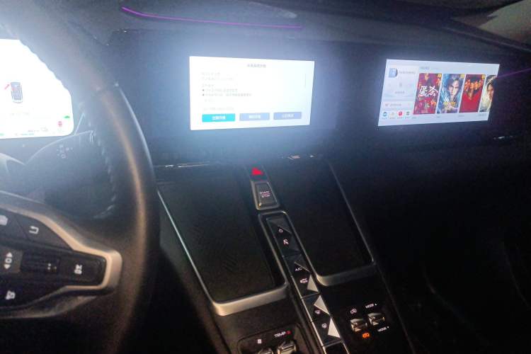 Used Haval Fierce Dragon Max 2023 1.5L Hi4 105 Four-Wheel Drive Smart Flagship Edition Audio And AC Panel