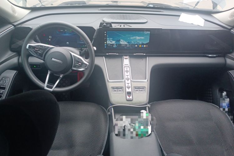 Used Haval Fierce Dragon Max 2023 1.5L Hi4 105 Four-Wheel Drive Navigation Edition Center Console