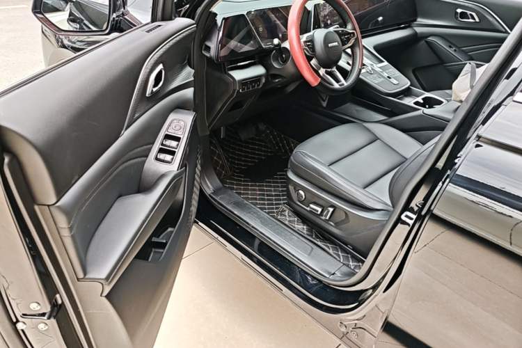 Used Haval Fierce Dragon Max 2023 1.5L Hi4 105 Four-Wheel Drive Smart Flagship Edition Driver Seat