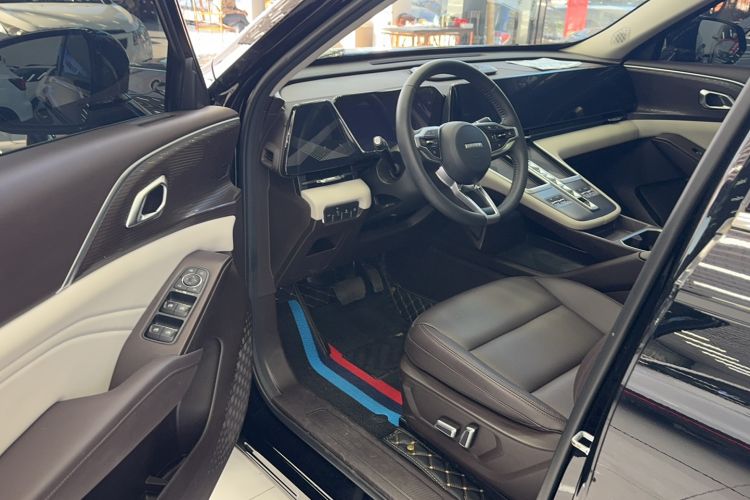 Used Haval Fierce Dragon Max 2023 1.5L Hi4 105 Four-Wheel Drive Navigation Edition Interior 2