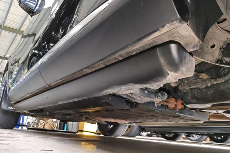 Used Haval Fierce Dragon Max 2023 1.5L Hi4 105 Four-Wheel Drive Smart Flagship Edition Left Side Sill