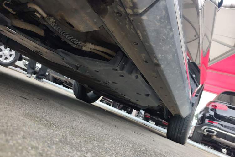 Used Haval Fierce Dragon Max 2023 1.5L Hi4 105 Four-Wheel Drive Elite Edition Left Side Sill