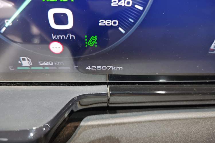 Used Haval Fierce Dragon Max 2023 1.5L Hi4 105 Four-Wheel Drive Smart Flagship Edition Odometer Close Up