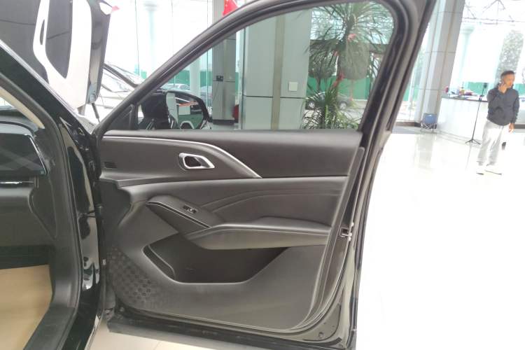 Used Haval Fierce Dragon Max 2023 1.5L Hi4 105 Four-Wheel Drive Navigation Edition Right Front Door Interior