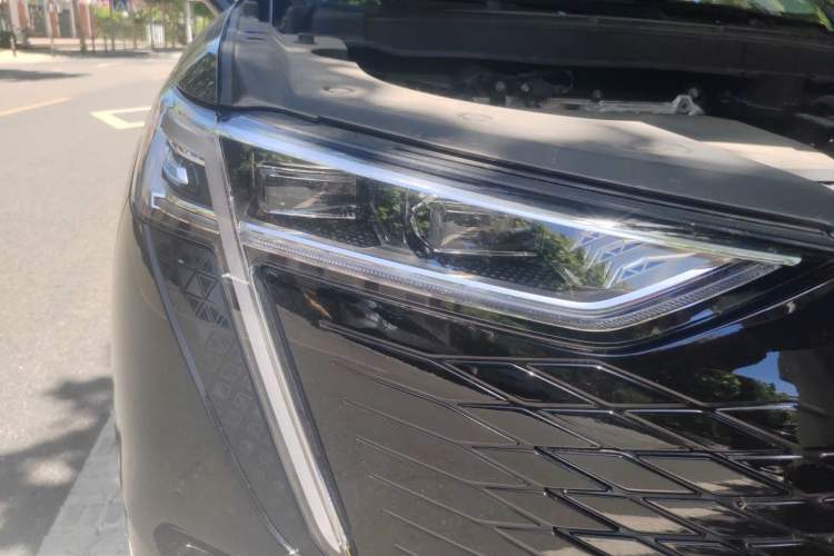Used Haval Fierce Dragon Max 2023 1.5L Hi4 105 Four-Wheel Drive Smart Flagship Edition Right Front Headlight