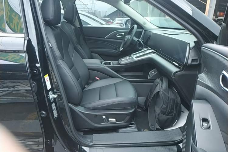 Used Haval Fierce Dragon Max 2023 1.5L Hi4 105 Four-Wheel Drive Navigation Edition Right Front Seat