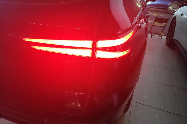 Used Haval Fierce Dragon Max 2023 1.5L Hi4 105 Four-Wheel Drive Smart Flagship Edition Right Rear Taillight
