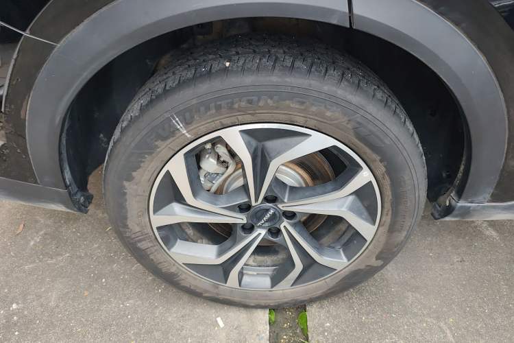 Used Haval Fierce Dragon Max 2023 1.5L Hi4 105 Four-Wheel Drive Elite Edition Right Rear Wheel Hub