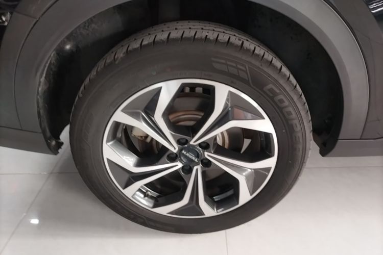 Used Haval Fierce Dragon Max 2023 1.5L Hi4 105 Four-Wheel Drive Navigation Edition Right Rear Wheel Hub