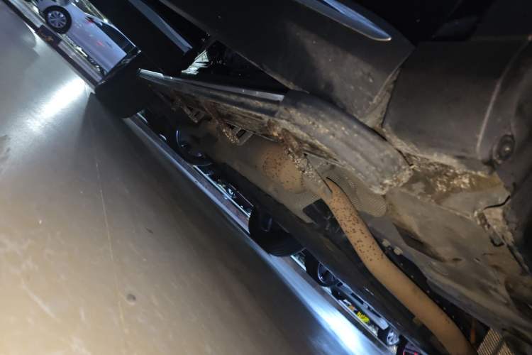 Used Haval Fierce Dragon Max 2023 1.5L Hi4 105 Four-Wheel Drive Smart Flagship Edition Right Side Sill
