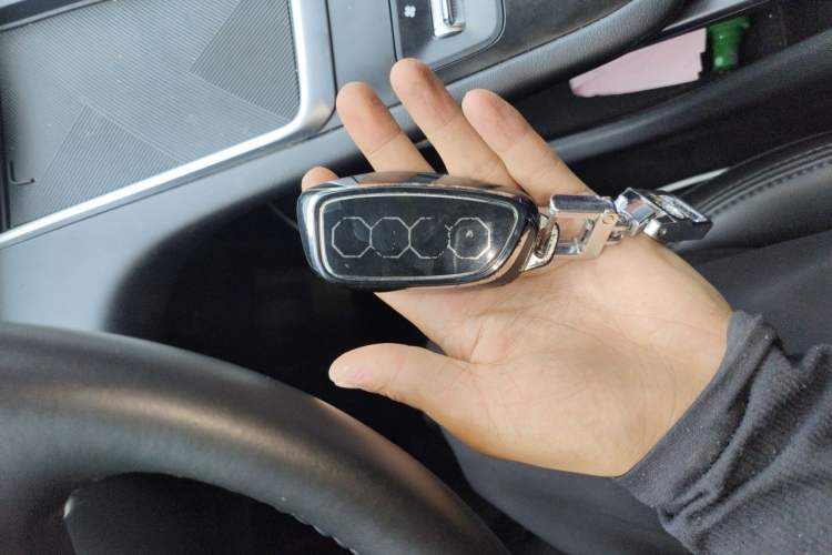 Used Haval Fierce Dragon Max 2023 1.5L Hi4 105 Four-Wheel Drive Navigation Edition Vehicle Key