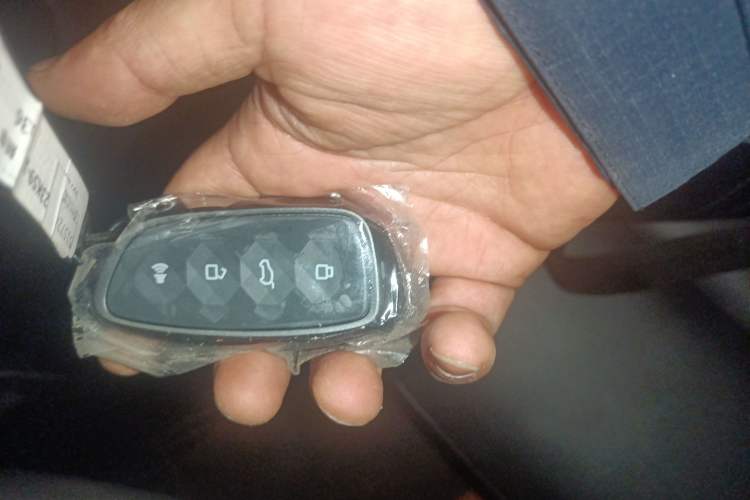 Used Haval Fierce Dragon Max 2023 1.5L Hi4 105 Four-Wheel Drive Smart Flagship Edition Vehicle Key