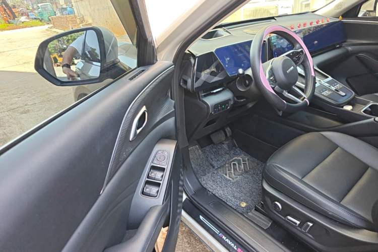 Used Haval Fierce Dragon Max 2023 1.5L Hi4 105 Four-Wheel Drive Smart Flagship Edition Driver Seat