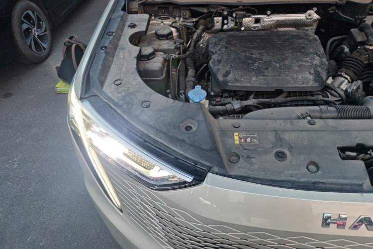 Used Haval Fierce Dragon Max 2023 1.5L Hi4 105 Four-Wheel Drive Navigation Edition Engine Bay Right