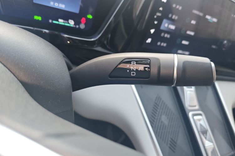 Used Haval Fierce Dragon Max 2023 1.5L Hi4 105 Four-Wheel Drive Smart Flagship Edition Gear Lever