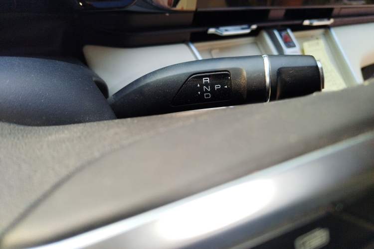 Used Haval Fierce Dragon Max 2023 1.5L Hi4 105 Four-Wheel Drive Smart Flagship Edition Gear Lever