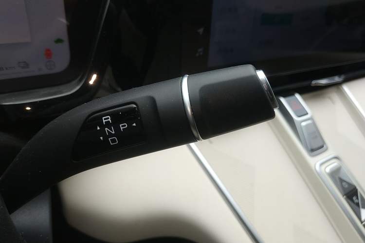 Used Haval Fierce Dragon Max 2023 1.5L Hi4 105 Four-Wheel Drive Elite Edition Gear Lever