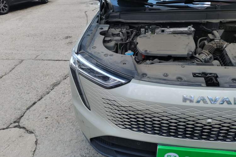 Used Haval Fierce Dragon Max 2023 1.5L Hi4 105 Four-Wheel Drive Smart Flagship Edition Right Front Headlight