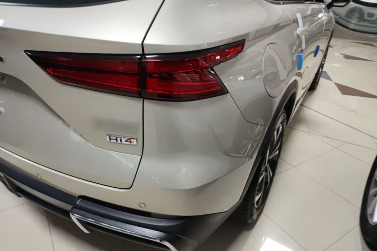 Used Haval Fierce Dragon Max 2023 1.5L Hi4 105 Four-Wheel Drive Navigation Edition Right Rear Taillight