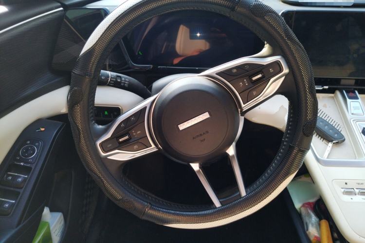 Used Haval Fierce Dragon Max 2023 1.5L Hi4 105 Four-Wheel Drive Smart Flagship Edition Steering Wheel