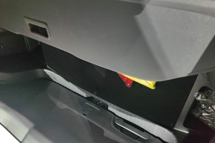 Used Haval Fierce Dragon Max 2023 1.5L Hi4 105 Four-Wheel Drive Smart Flagship Edition Trunk
