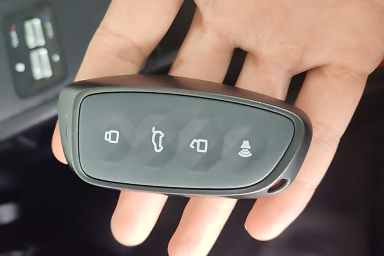 Used Haval Fierce Dragon Max 2023 1.5L Hi4 105 Four-Wheel Drive Navigation Edition Vehicle Key