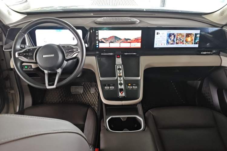 Used Haval Fierce Dragon Max 2023 1.5L Hi4 105 Four-Wheel Drive Navigation Edition Center Console