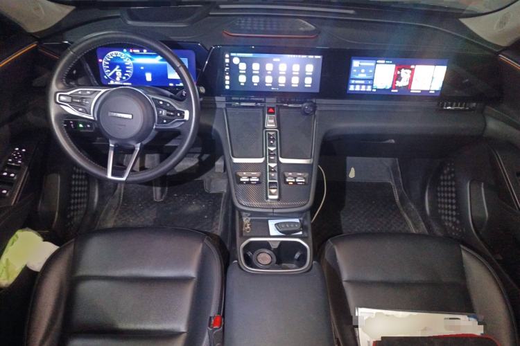 Used Haval Fierce Dragon Max 2023 1.5L Hi4 105 Four-Wheel Drive Smart Flagship Edition Center Console