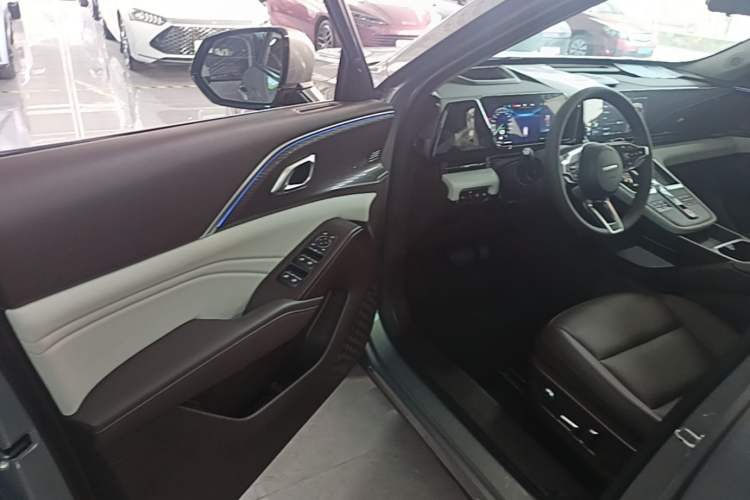 Used Haval Fierce Dragon Max 2023 1.5L Hi4 105 Four-Wheel Drive Smart Flagship Edition Driver Seat