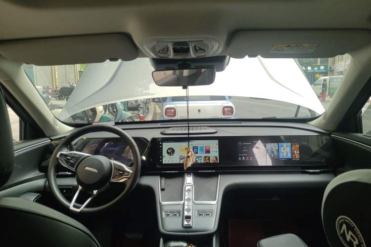 Used Haval Fierce Dragon Max 2023 1.5L Hi4 105 Four-Wheel Drive Navigation Edition Headliner