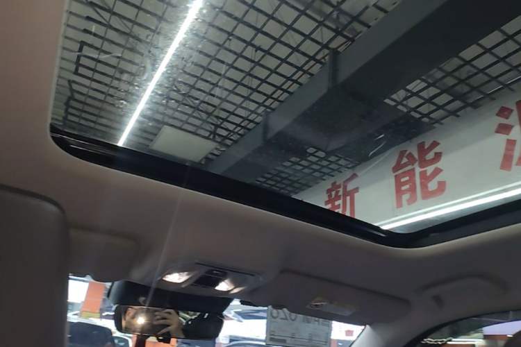 Used Haval Fierce Dragon Max 2023 1.5L Hi4 105 Four-Wheel Drive Navigation Edition Headliner