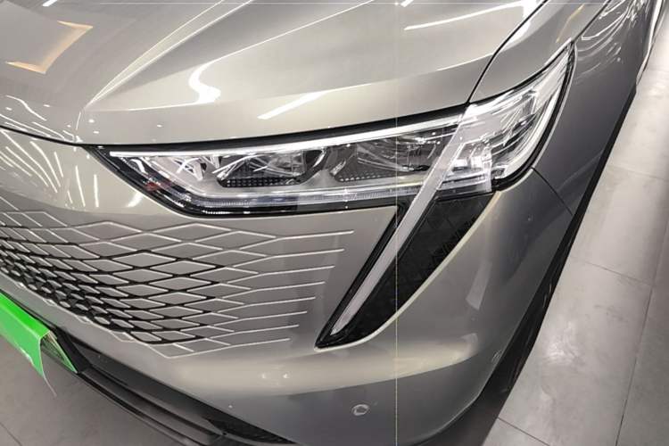 Used Haval Fierce Dragon Max 2023 1.5L Hi4 105 Four-Wheel Drive Smart Flagship Edition Left Front Headlight