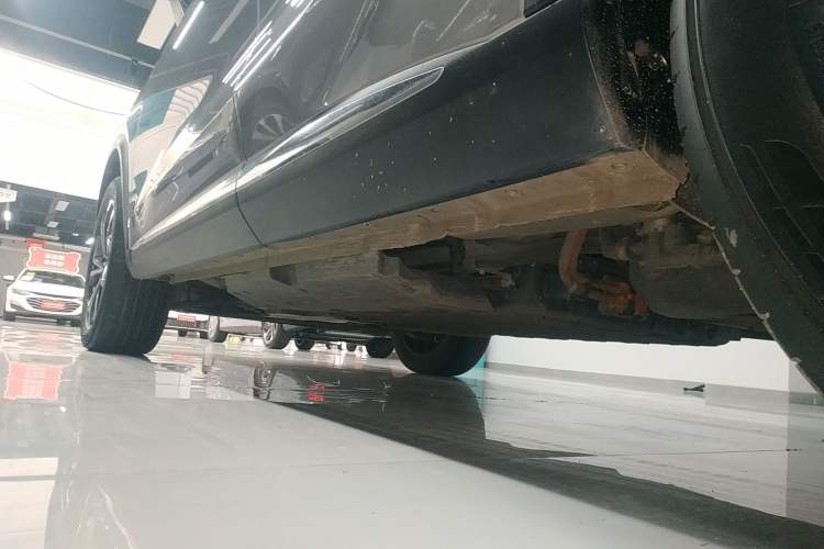Used Haval Fierce Dragon Max 2023 1.5L Hi4 105 Four-Wheel Drive Elite Edition Left Side Sill