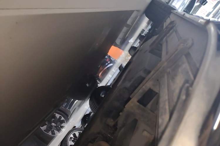 Used Haval Fierce Dragon Max 2023 1.5L Hi4 105 Four-Wheel Drive Navigation Edition Left Side Sill