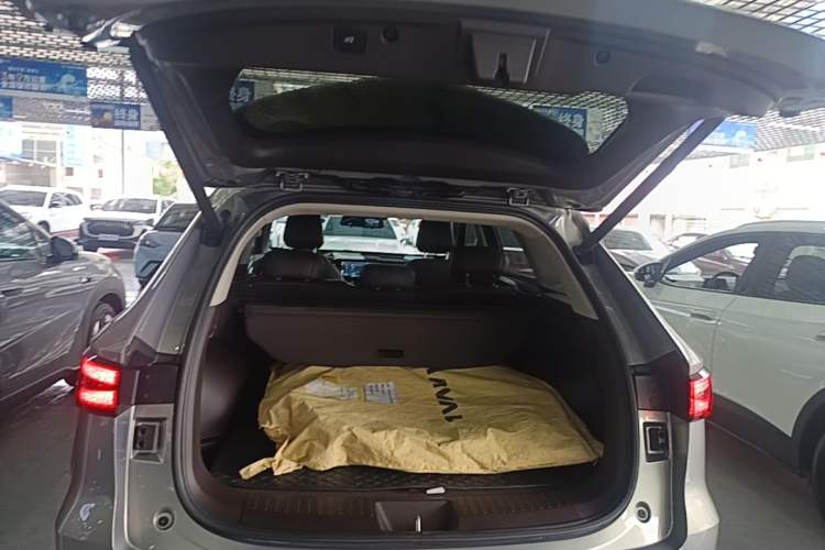 Used Haval Fierce Dragon Max 2023 1.5L Hi4 105 Four-Wheel Drive Smart Flagship Edition Trunk
