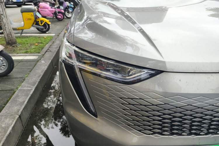 Used Haval Fierce Dragon Max 2023 1.5L Hi4 105 Four-Wheel Drive Navigation Edition Right Front Headlight