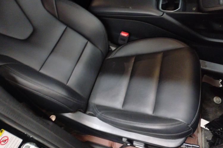 Used Haval Fierce Dragon Max 2023 1.5L Hi4 105 Four-Wheel Drive Smart Flagship Edition Right Front Seat