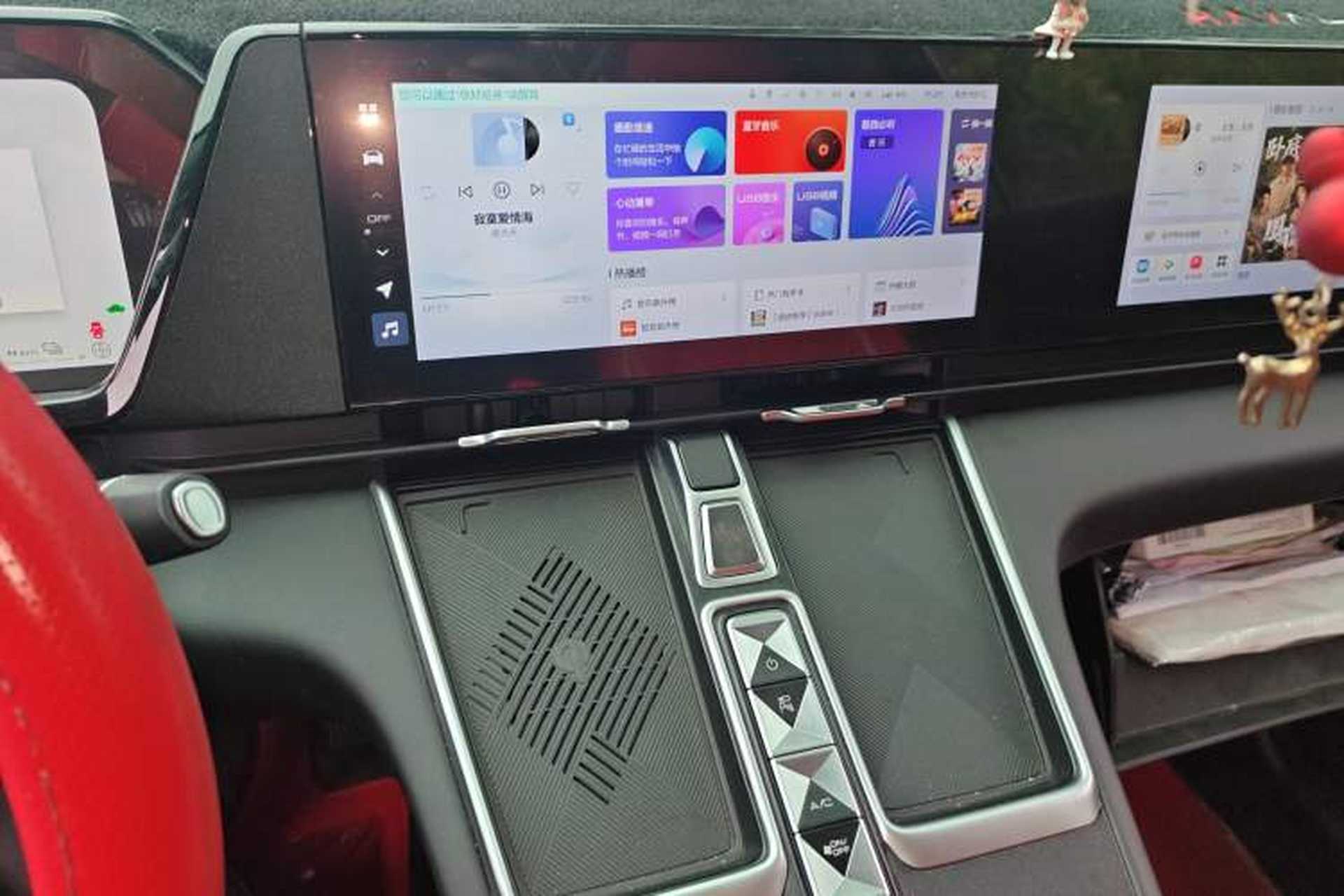Used Haval Fierce Dragon Max 2023 1.5L Hi4 105 Four-Wheel Drive Navigation Edition Audio And AC Panel