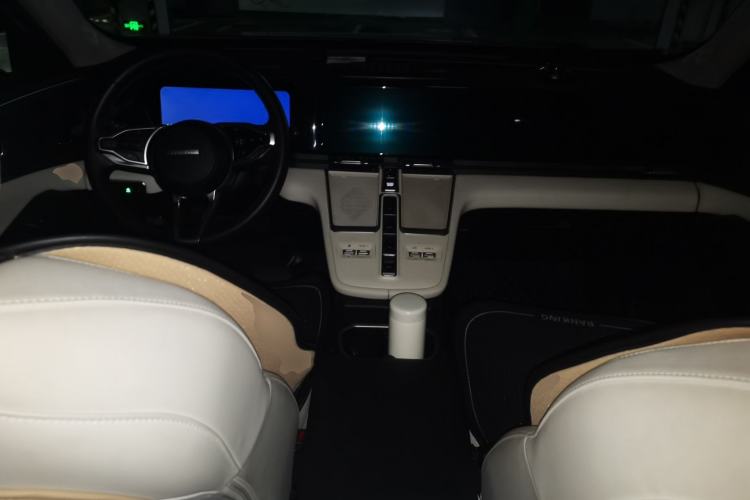 Used Haval Fierce Dragon Max 2023 1.5L Hi4 105 Four-Wheel Drive Smart Flagship Edition Center Console