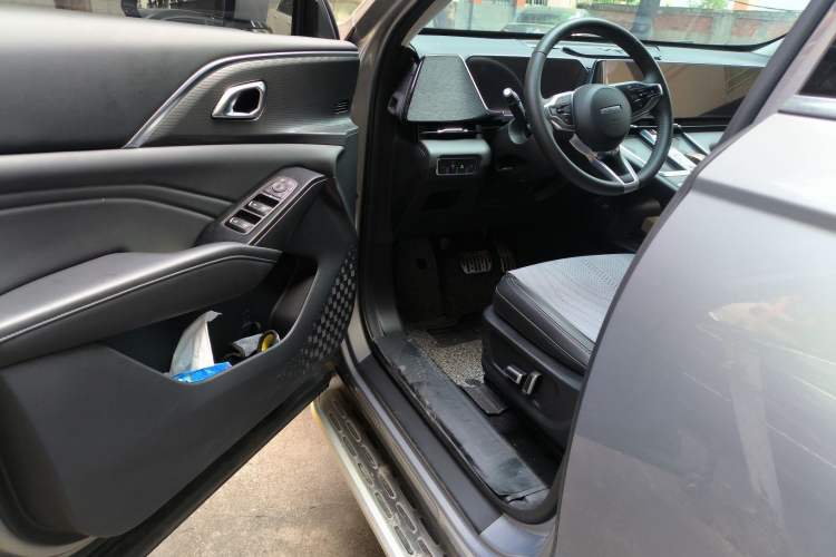 Used Haval Fierce Dragon Max 2023 1.5L Hi4 105 Four-Wheel Drive Navigation Edition Driver Seat