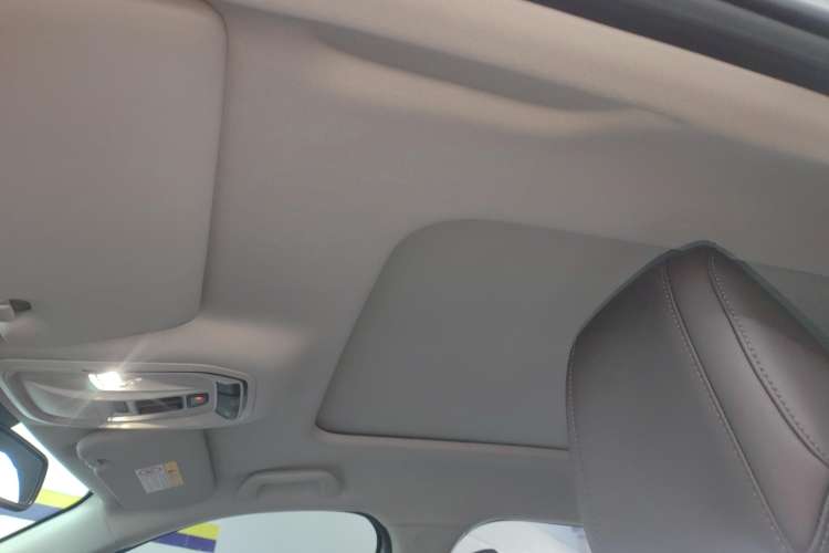 Used Haval Fierce Dragon Max 2023 1.5L Hi4 105 Four-Wheel Drive Smart Flagship Edition Headliner