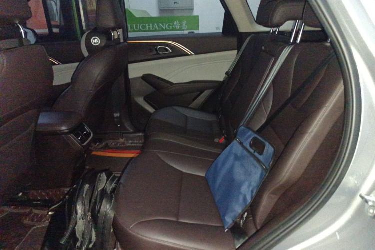Used Haval Fierce Dragon Max 2023 1.5L Hi4 105 Four-Wheel Drive Navigation Edition Left Rear Seat