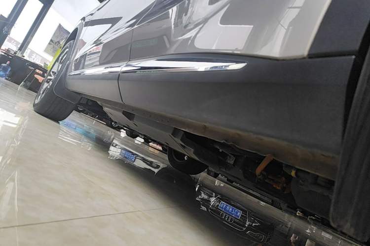 Used Haval Fierce Dragon Max 2023 1.5L Hi4 105 Four-Wheel Drive Smart Flagship Edition Left Side Sill