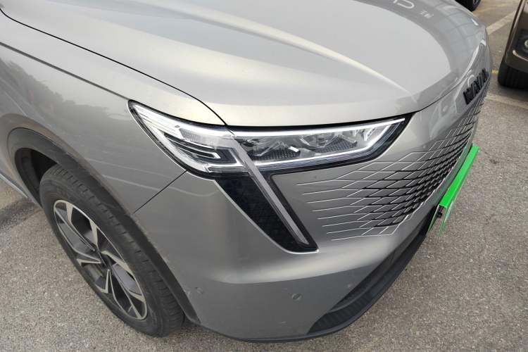 Used Haval Fierce Dragon Max 2023 1.5L Hi4 105 Four-Wheel Drive Smart Flagship Edition Right Front Headlight